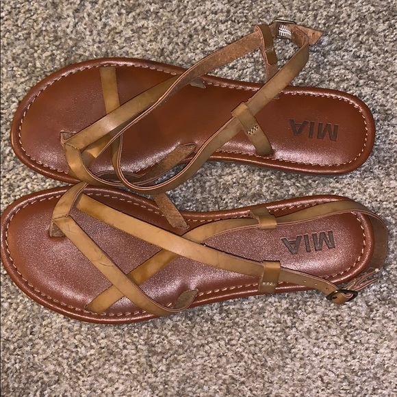 Sandals - Picture 2 of 3